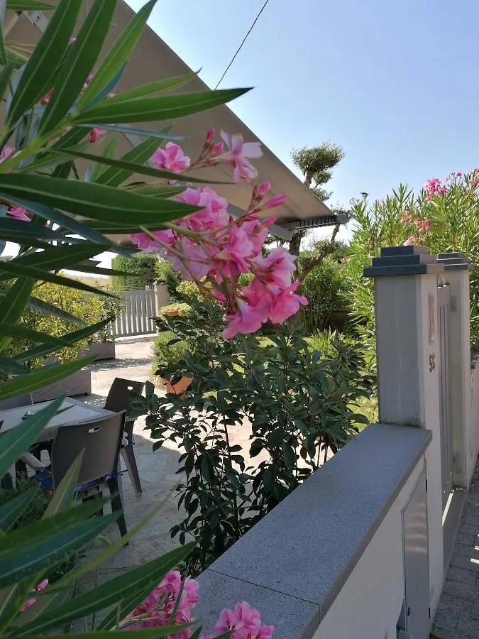 Suite Maria Agliana Apartment